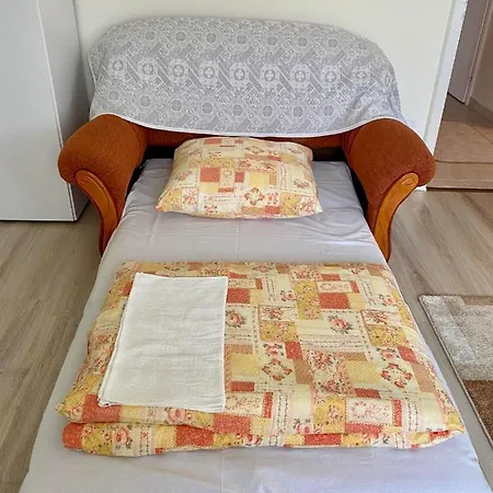 Neptun Apartman *