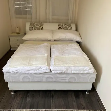 Neptun Apartman * Hajduszoboszlo